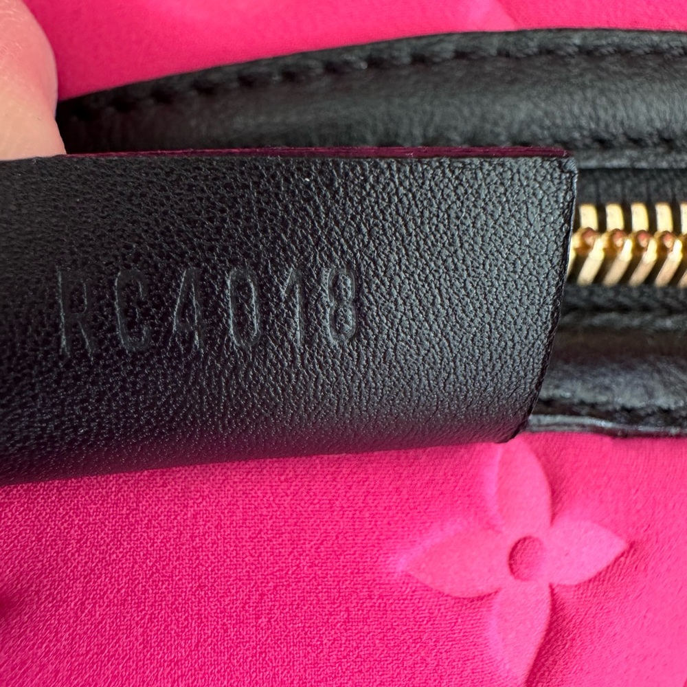 Louis Vuitton Neon Pink Tote - Picture 3 of 15